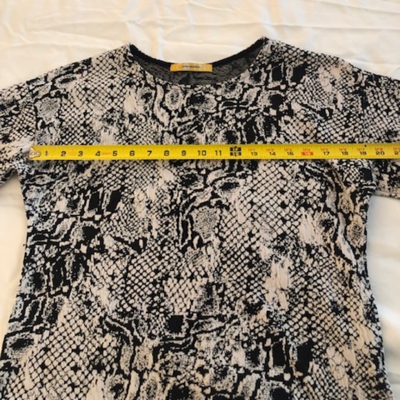 Cotton Innovation Top mid length sleeve with cuff Large - Picture 13 of 14